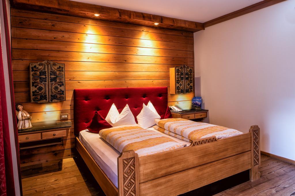 Solaia Hotel & Guesthouse 카스텔로토 외부 사진